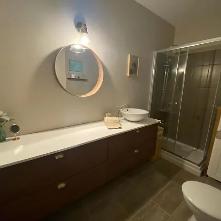 Fab Apt 4 Mins From Marina Apartamento *